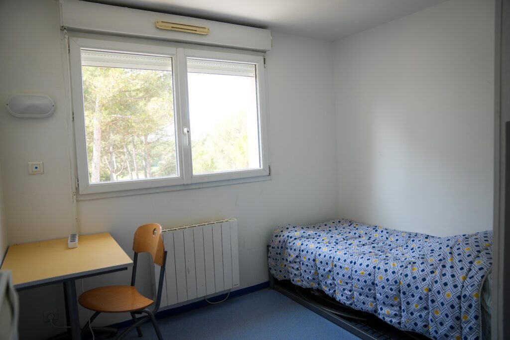 Chambre internat Cabriès